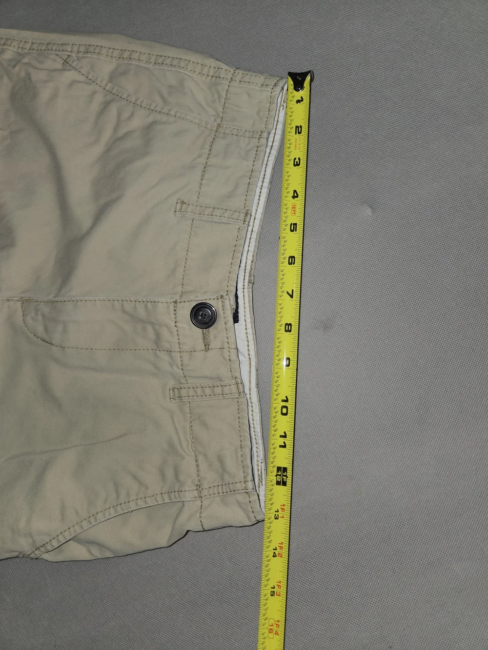 American Eagle Outfitters Men's Light Tan Flat Front Shorts